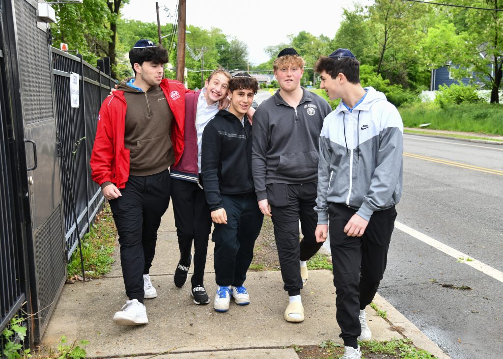 SINAI and TABC students walking to lunch together